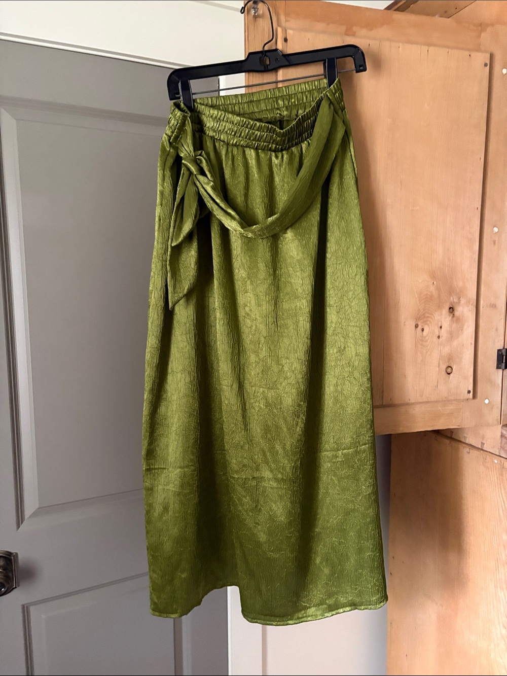 Midi Skirt with Waist Tie in Olive Green
